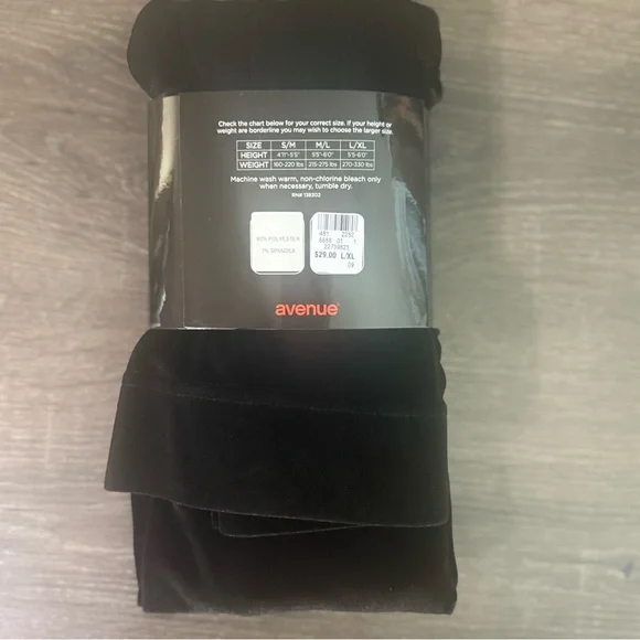 NWT Avenue Black Velvet Leggings size L/XL - Picture 3 of 4